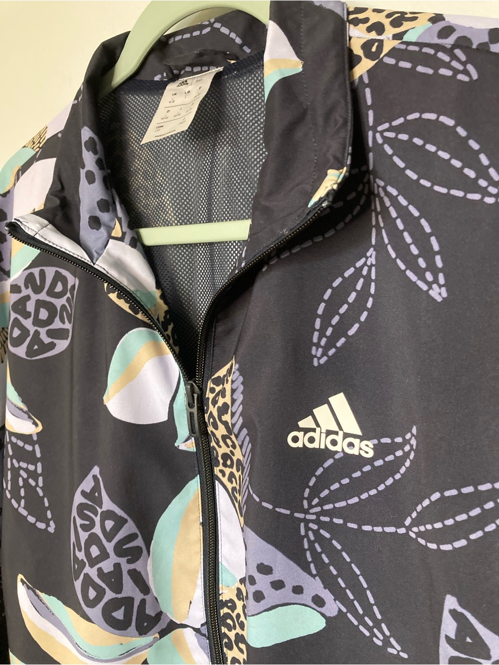 Adidas x FARM Rio Women's Relaxed Lightweight Windbreaker Jacket Large - Picture 5 of 9